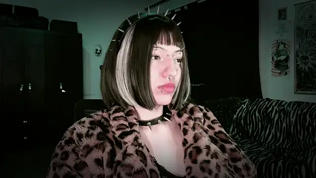 roxy toxic online show from May 14, 12:16 am