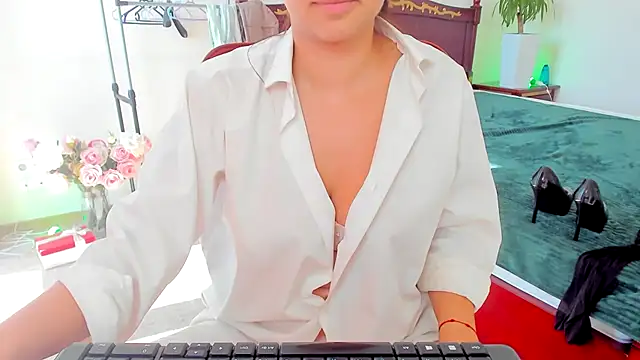 Snapshot of Tianiaa chatting on October 5, 10:31 am Tianiaa online show from October 5, 10:31 am