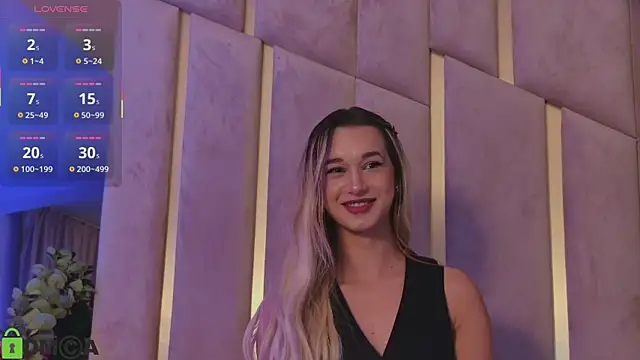 MaeveDream online show from September 20, 6:39 pm