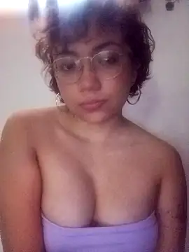 criscrispdv online show from April 24, 12:57 am