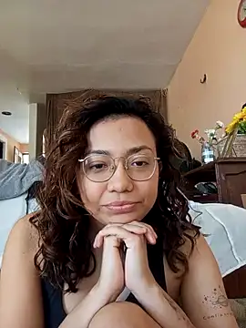 criscrispdv online show from February 24, 10:19 pm