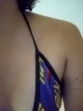 criscrispdv online show from April 26, 1:03 am