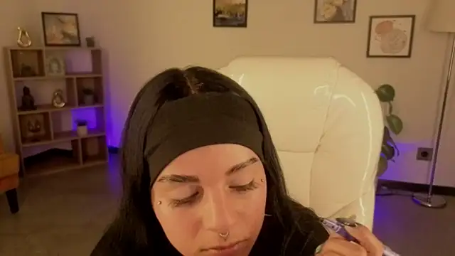 Nicole Foxx  online show from November 14, 7:58 pm