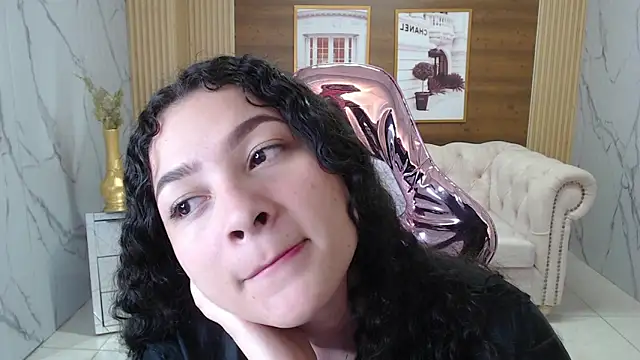 shalon diaz s online show from November 30, 2:10 pm