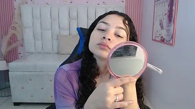 Snapshot of shalon_diaz_s chatting on October 15, 1:14 pm shalon diaz s online show from October 15, 1:14 pm