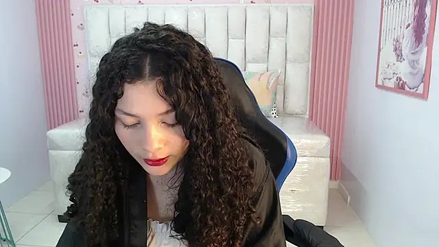 Snapshot of shalon_diaz_s chatting on September 10, 1:44 pm shalon diaz s online show from September 10, 1:44 pm