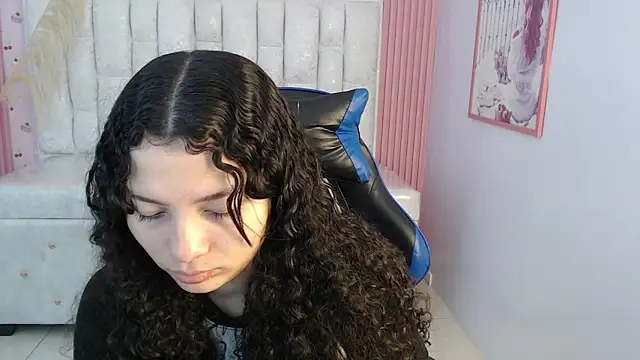 shalon diaz s online show from November 5, 1:16 pm