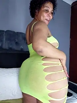 Fattypussyxx online show from April 25, 8:39 pm