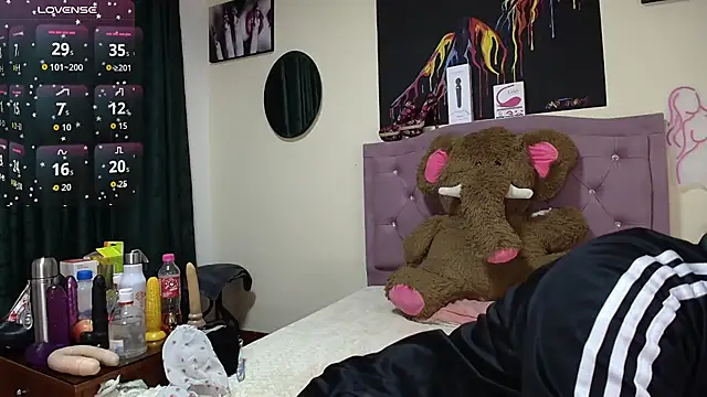 Emmie Hot online show from September 16, 12:13 pm