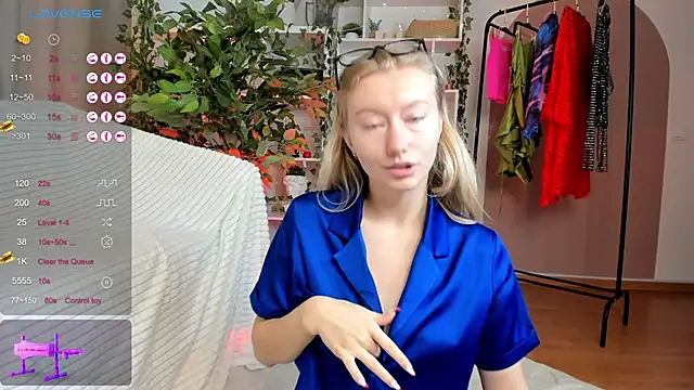 Rachel Rut online show from September 25, 4:44 am