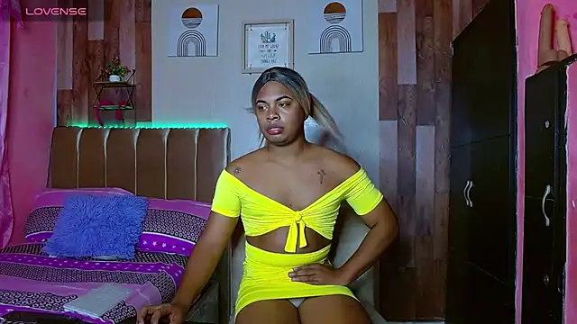 electrabrowns online show from February 19, 11:36 pm