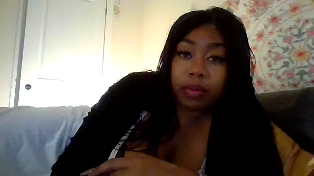 Snapshot of angeliquebelcali chatting on September 11, 2:34 am angeliquebelcali online show from September 11, 2:34 am