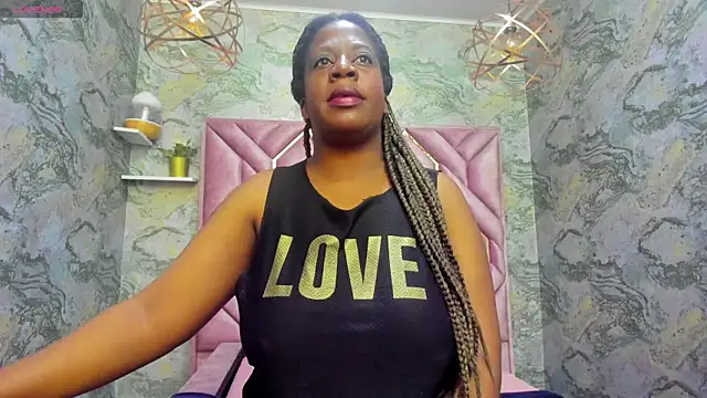 nefertiti ebony online show from November 5, 5:23 am