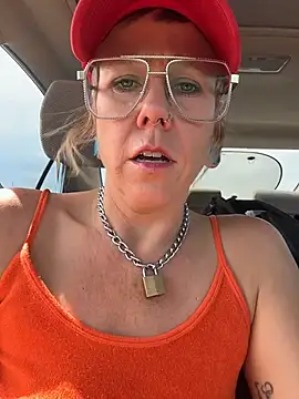 I am babydoll online show from April 25, 10:07 pm