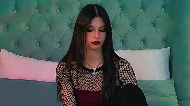 BeverlyMost online show from March 24, 6:35 pm