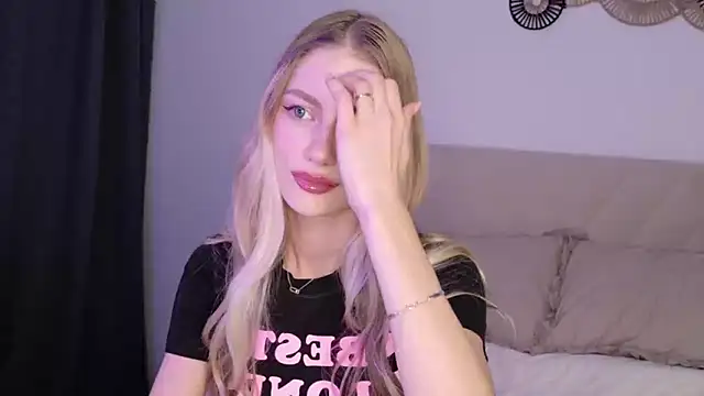 GabriellaOlsen online show from June 18, 1:27 pm