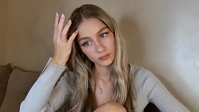 GabriellaOlsen online show from September 29, 4:45 pm