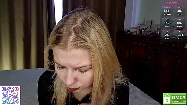 LynetHakes online show from February 13, 6:48 am