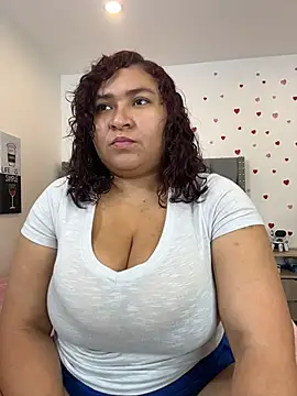 KarlaWild online show from April 25, 5:43 pm