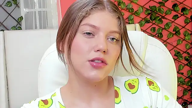 alaia greyy online show from June 10, 12:59 pm