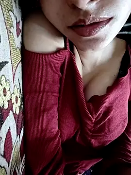 Snapshot of cute_IndianBabe chatting on October 5, 1:05 pm cute IndianBabe online show from October 5, 1:05 pm
