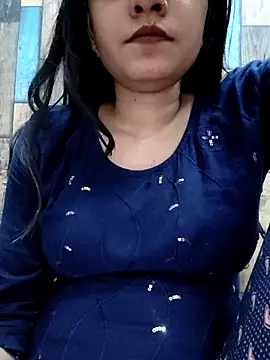 cute IndianBabe online show from April 22, 3:25 am