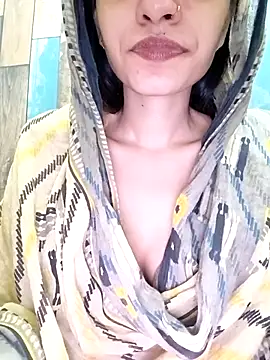 Snapshot of cute_IndianBabe chatting on October 10, 1:49 pm cute IndianBabe online show from October 10, 1:49 pm