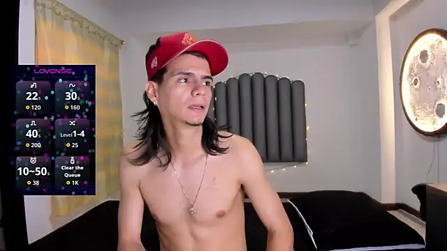 Martshall09 online show from December 22, 8:45 pm