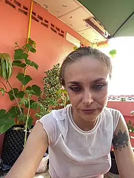 White Lu online show from March 15, 2:46 am