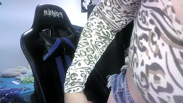 mariana0x online show from October 12, 12:02 am
