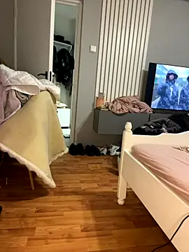 Snapshot of bunnythetailor chatting on October 9, 9:19 pm bunnythetailor online show from October 9, 9:19 pm