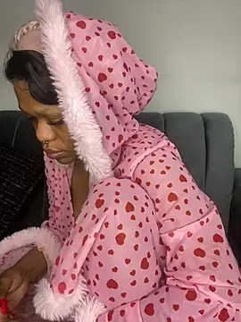 Boneca25 online show from April 23, 4:31 am