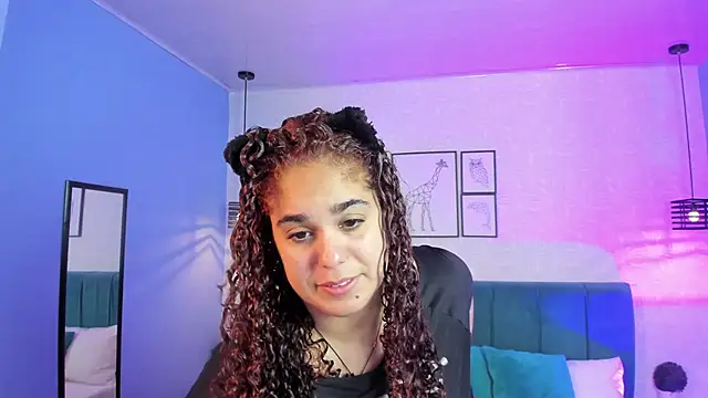 Snapshot of ninna_curly chatting on September 18, 9:13 pm ninna curly online show from September 18, 9:13 pm