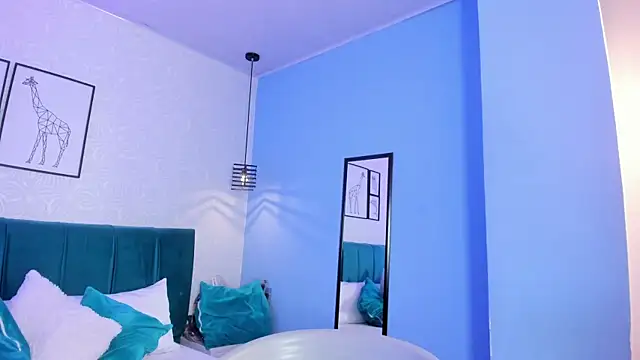 ninna curly online show from January 12, 6:07 am