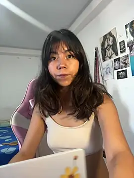 LiLy kIndly online show from May 21, 2:48 pm