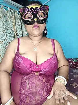 Snapshot of straightthing chatting on October 4, 8:35 pm straightthing online show from October 4, 8:35 pm