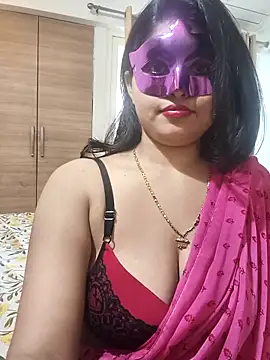 Snapshot of mahi69a chatting on October 11, 7:24 am mahi69a online show from October 11, 7:24 am