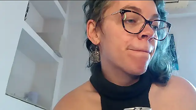 Ju-Hot online show from April 7, 3:14 pm