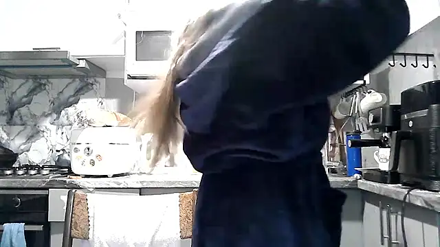 Misssweet s online show from February 3, 4:43 am