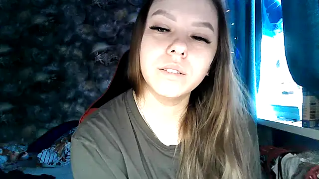 Misssweet s online show from December 22, 7:00 am