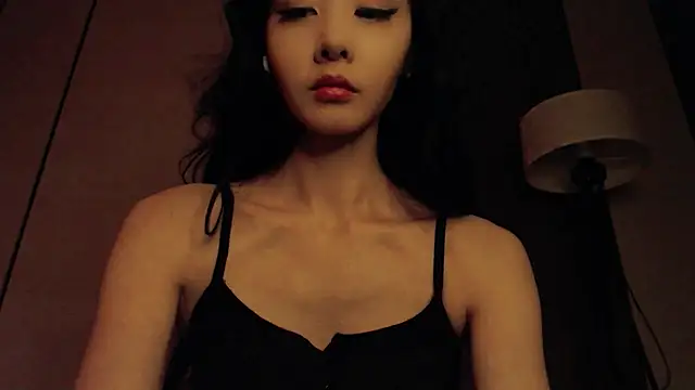 Fudzik0 online show from April 22, 6:32 am