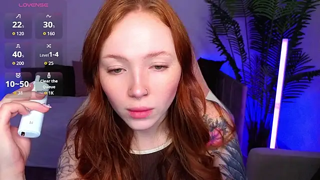 Maya Light online show from April 26, 1:47 am