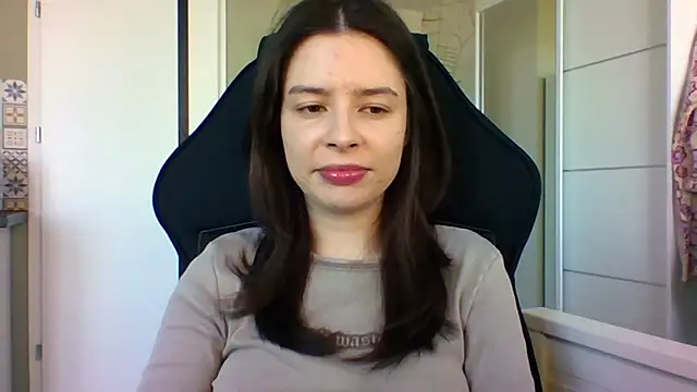 LariceSexy online show from March 4, 1:07 pm