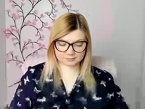 Lola moree online show from April 22, 11:40 am