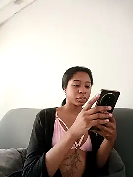 Zaira Rose  online show from February 14, 2:19 pm