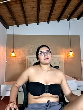 Snapshot of Hadley_ chatting on September 13, 3:14 am Hadley online show from September 13, 3:14 am