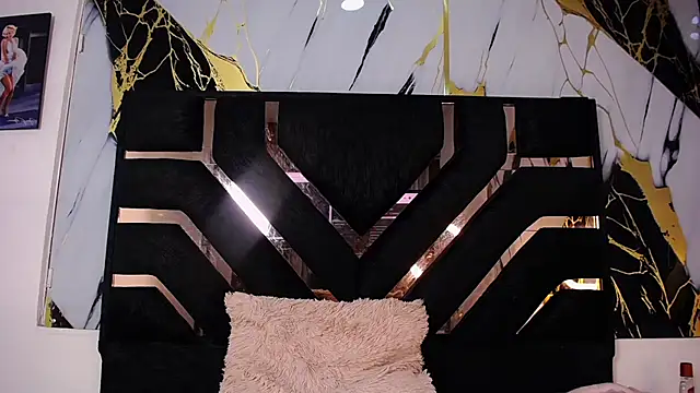 lunaember cs online show from March 19, 7:56 am