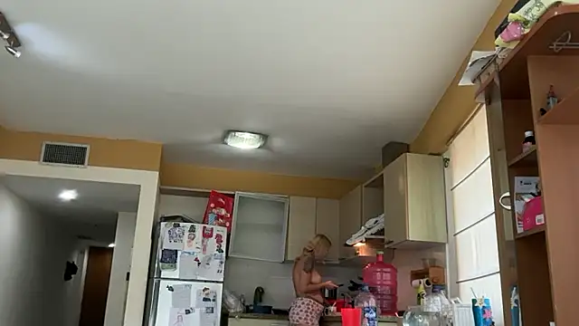 Mermaid-hana online show from February 27, 1:00 pm