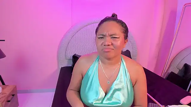 yeikafoxy online show from April 22, 11:29 am