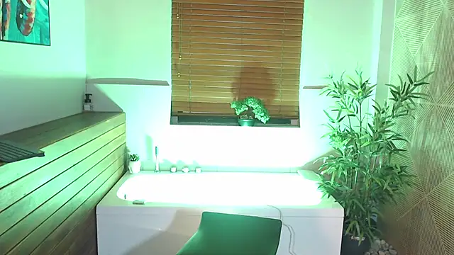 Snapshot of Alexa_vandercloude chatting on September 19, 9:47 pm Alexa vandercloude online show from September 19, 9:47 pm
